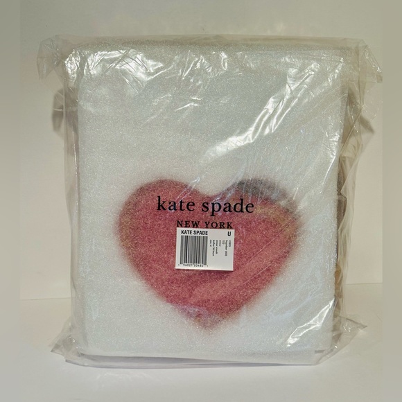FACTORY SEALED! Kate Spade ♠️ Amour 3d Heart ♥️ Crossbody-Lingonberry - Picture 5 of 8